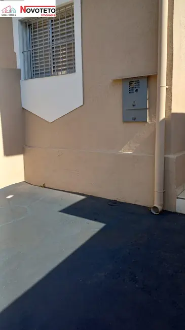 Foto 2 de Casa com 2 quartos para alugar, 120m2 em Vila Lúcia, São Paulo - SP