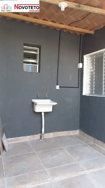 Foto 2 de Casa com 1 quarto para alugar, 60m2 em Vila Bertioga, São Paulo - SP