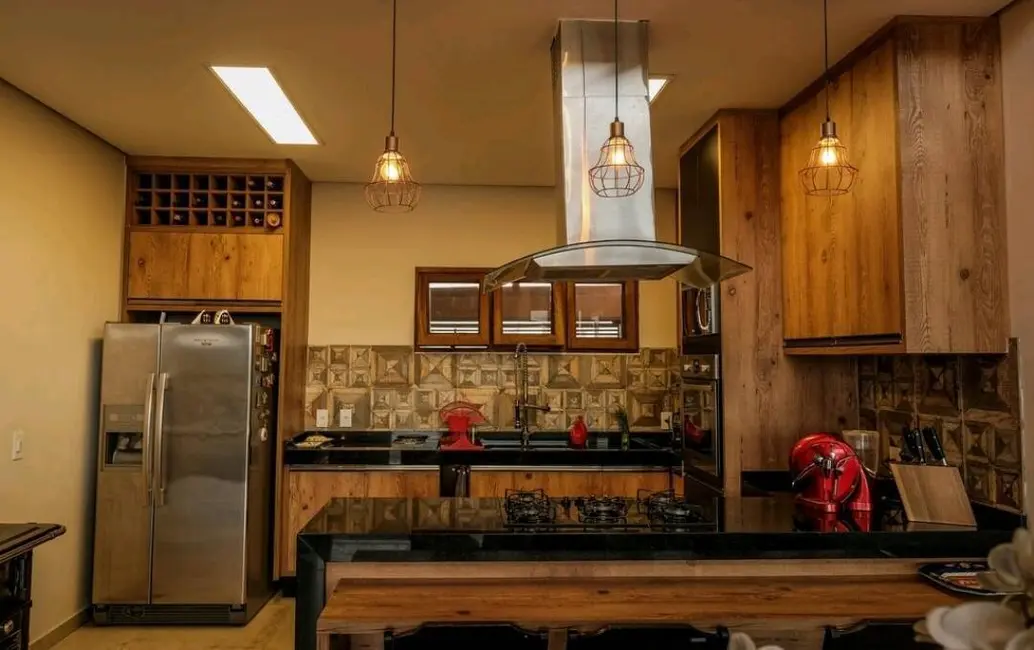 Foto 9 de Casa com 4 quartos à venda, 700m2 em Village Mantiqueira, Guaratingueta - SP