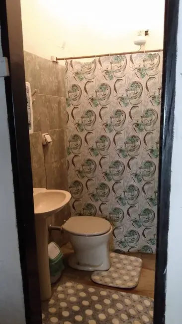 Foto 7 de Casa com 2 quartos à venda e para alugar, 175m2 em Ubatuba - SP