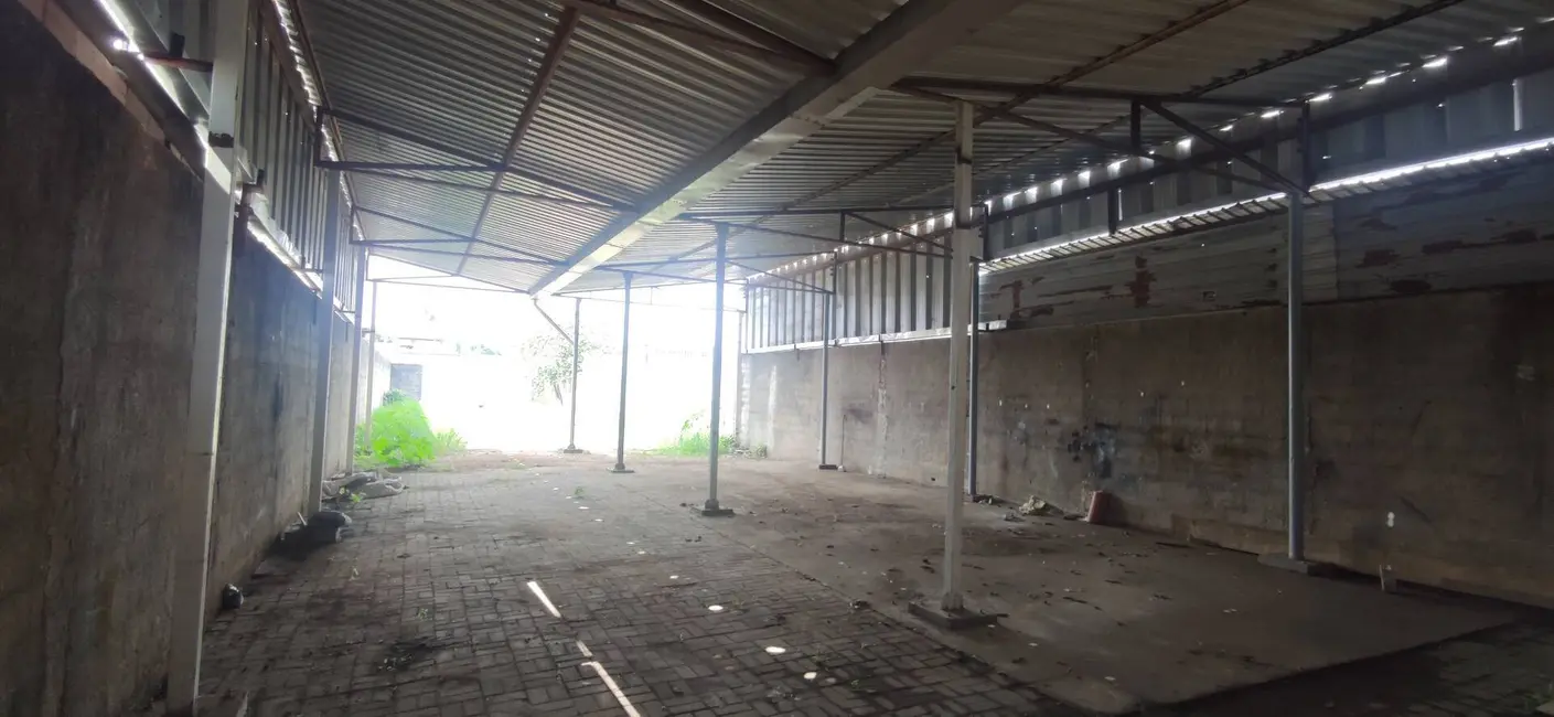Foto 9 de Armazém / Galpão à venda, 500m2 em Engenheiro Neiva, Guaratingueta - SP