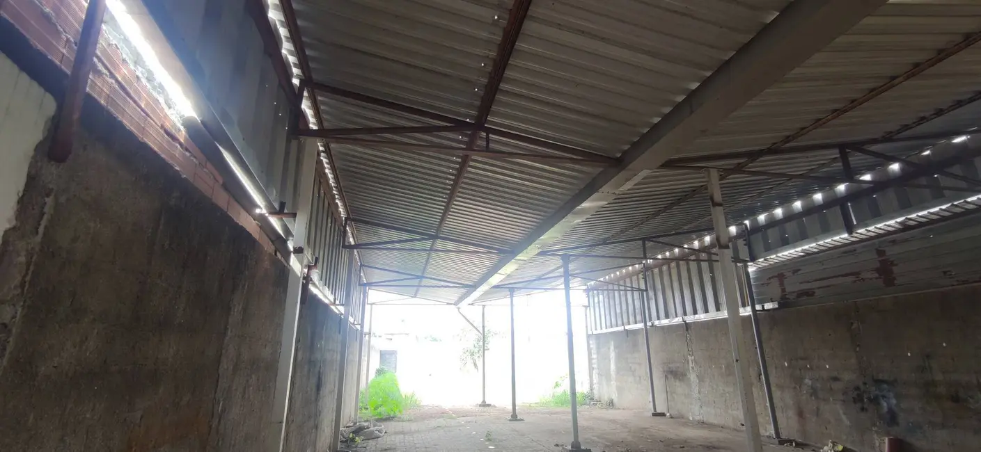 Foto 3 de Armazém / Galpão à venda, 500m2 em Engenheiro Neiva, Guaratingueta - SP