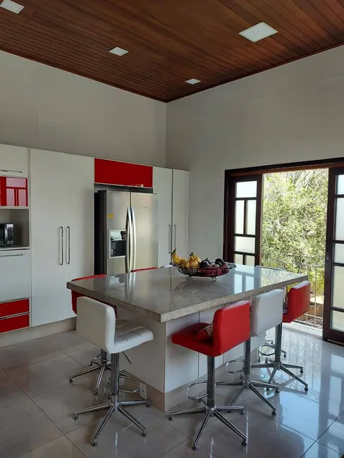 Casa com 3 quartos à venda, 670m2 em Aparecida - SP - imagem 9 Foto 9 de Casa com 3 quartos à venda, 670m2 em Aparecida - SP