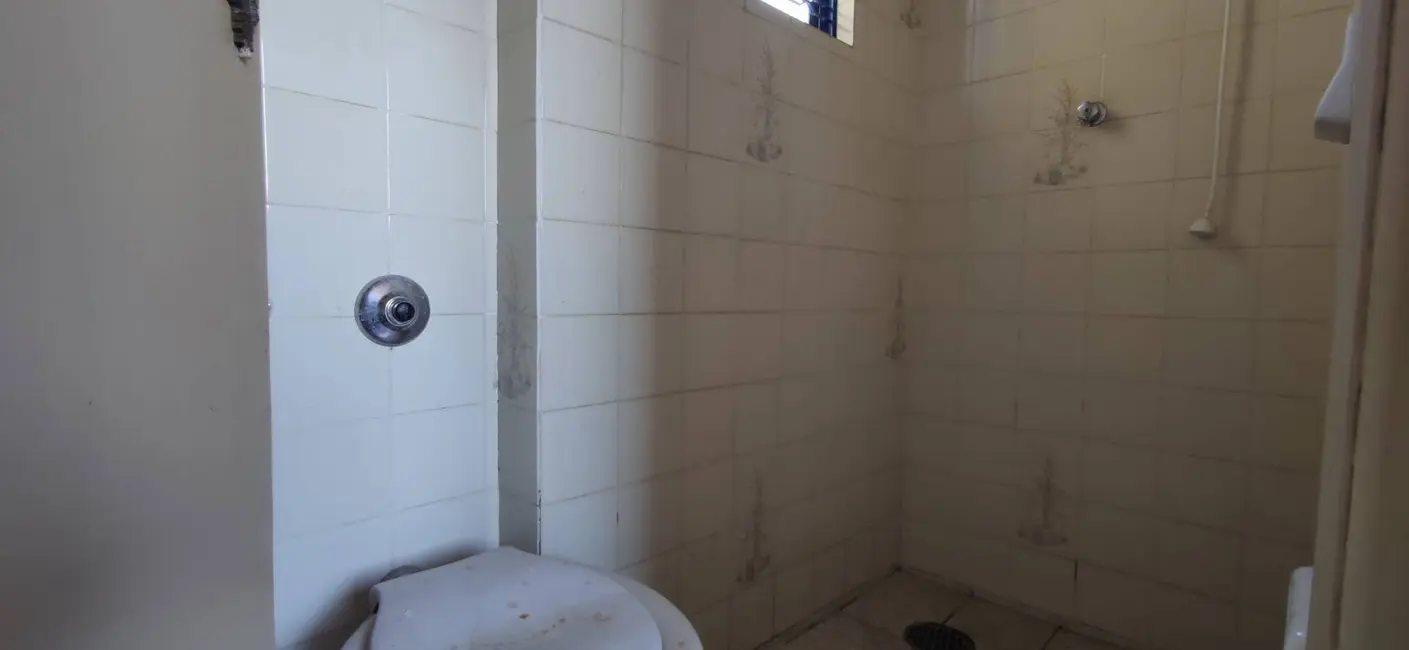 Foto 6 de Casa com 3 quartos à venda, 190m2 em Centro, Guaratingueta - SP