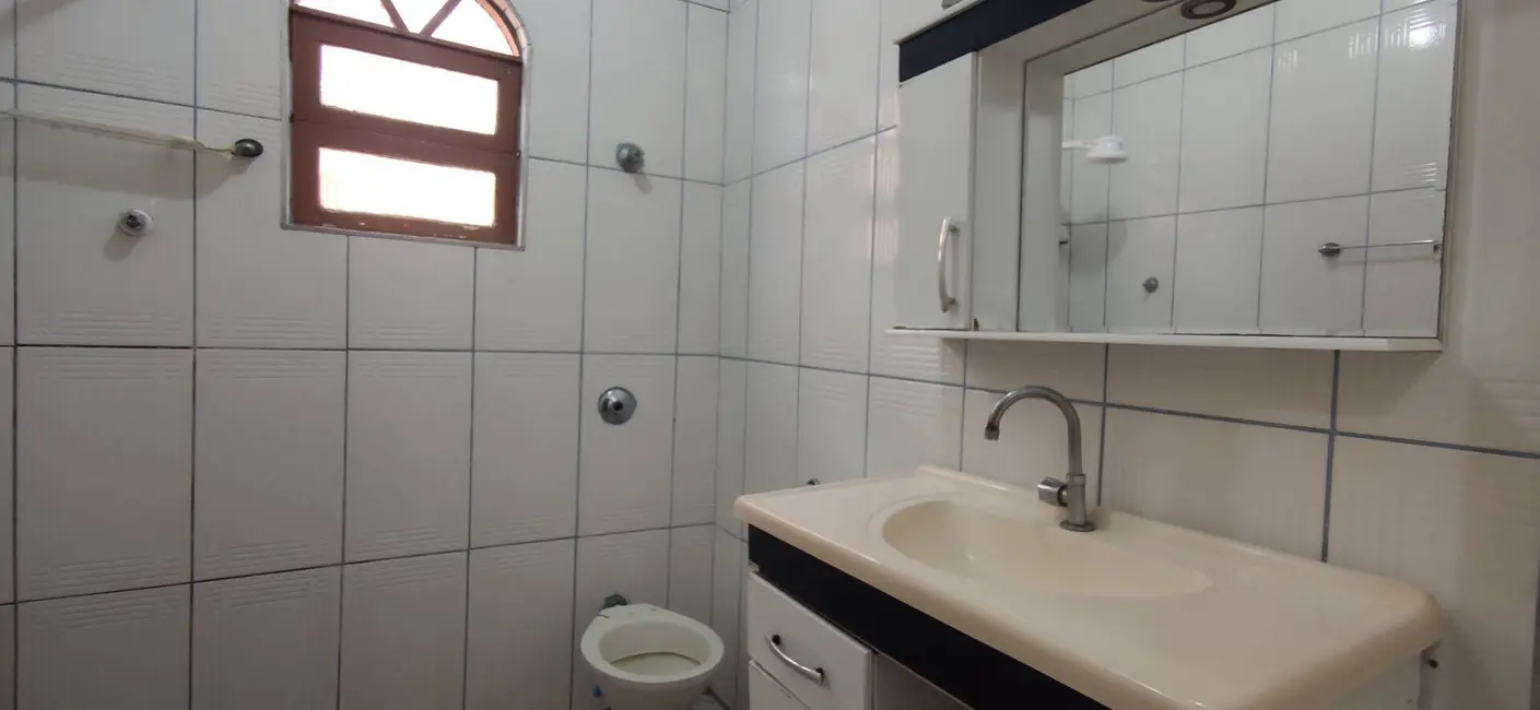 Casa com 2 quartos à venda, 140m2 em Aparecida - SP - imagem 9 Foto 9 de Casa com 2 quartos à venda, 140m2 em Aparecida - SP