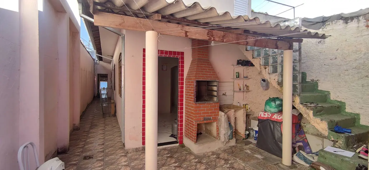 Casa com 2 quartos à venda, 140m2 em Aparecida - SP - imagem 5 Foto 5 de Casa com 2 quartos à venda, 140m2 em Aparecida - SP