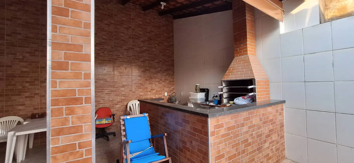 Foto 2 de Casa com 3 quartos à venda, 260m2 em Aparecida - SP