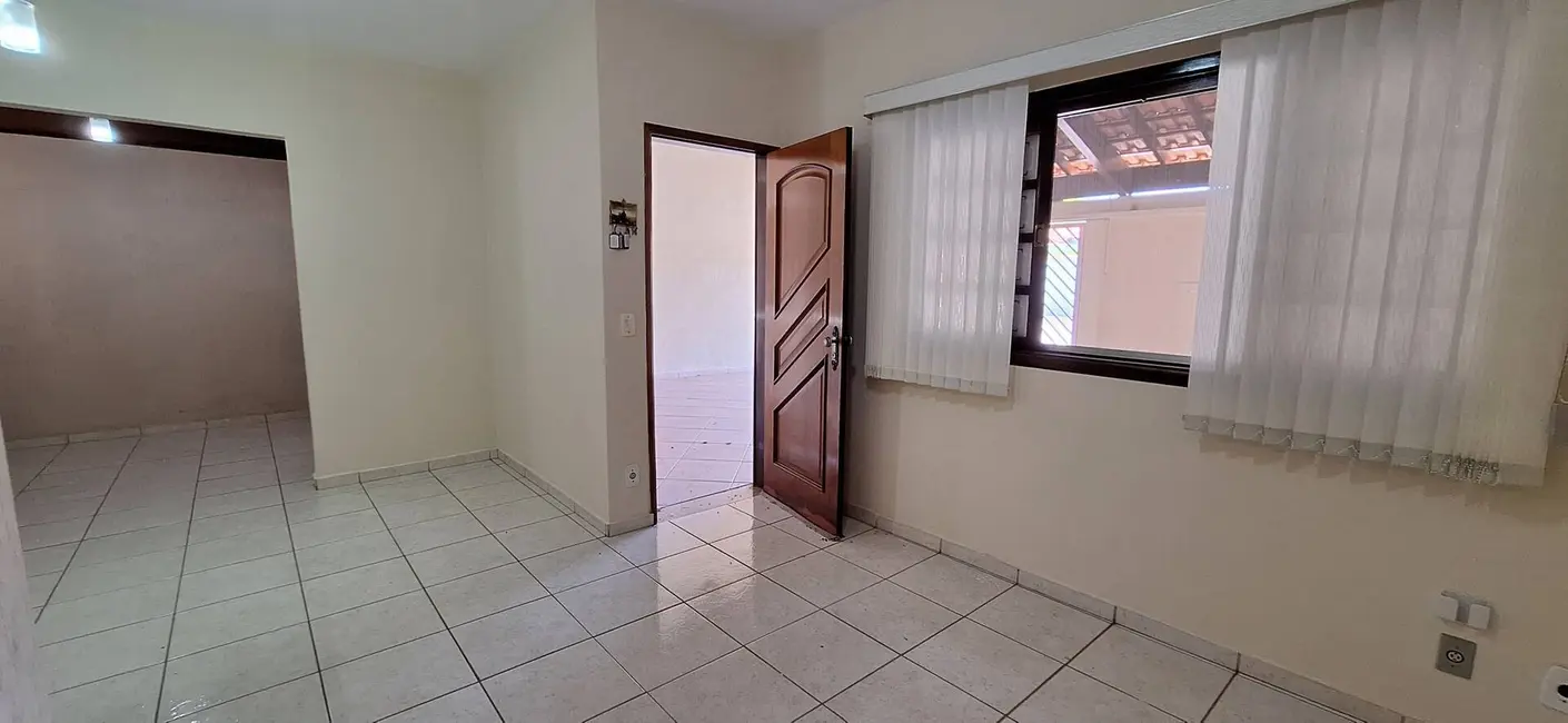Foto 9 de Casa com 3 quartos à venda, 295m2 em Residencial Village Santana, Guaratingueta - SP