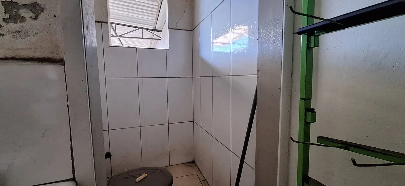 Foto 5 de Armazém / Galpão à venda, 300m2 em Jardim do Vale, Guaratingueta - SP