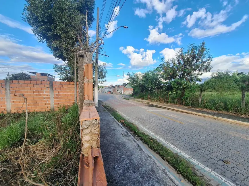 Foto 3 de Terreno / Lote à venda, 500m2 em Jardim São Manoel, Guaratingueta - SP