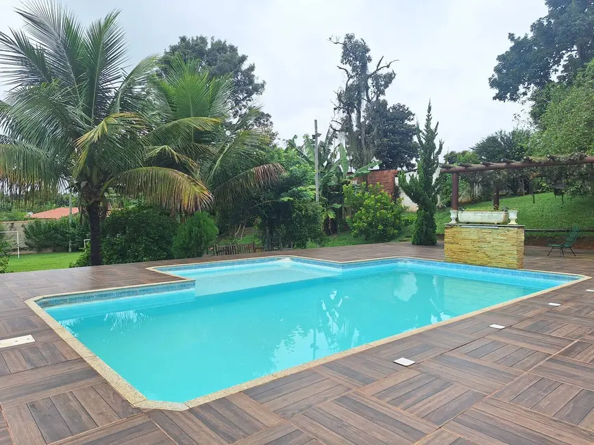 Foto 3 de Chácara com 3 quartos à venda, 2114m2 em Parque das Garças, Guaratingueta - SP