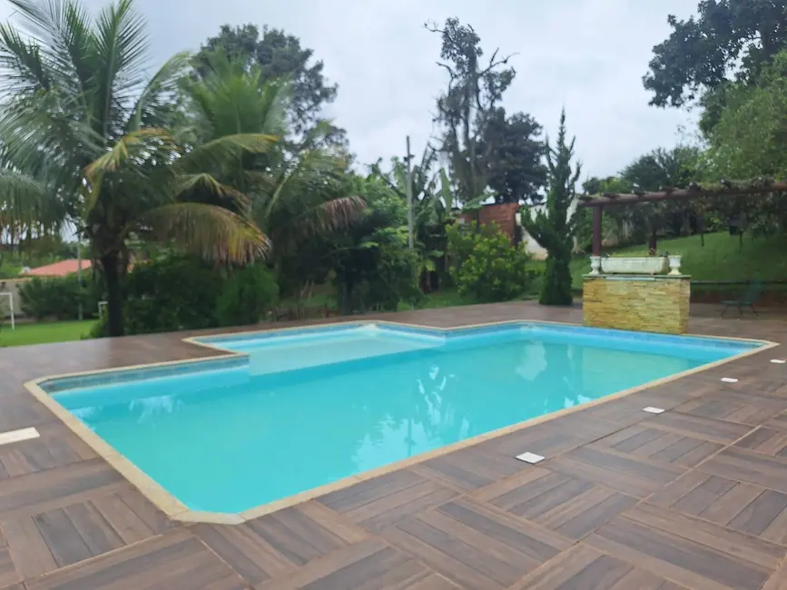 Foto 2 de Chácara com 3 quartos à venda, 2114m2 em Parque das Garças, Guaratingueta - SP