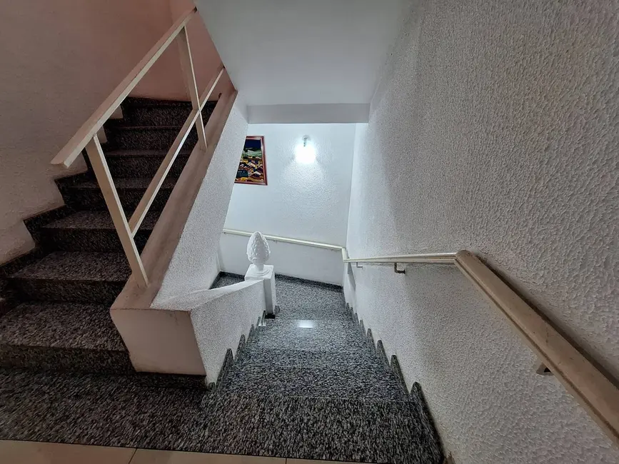 Foto 9 de Sala Comercial à venda e para alugar, 138m2 em Centro, Guaratingueta - SP