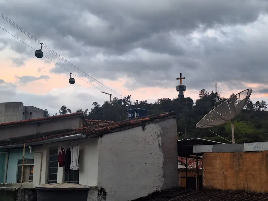 Foto 1 de Terreno / Lote à venda, 129m2 em Aparecida, SP