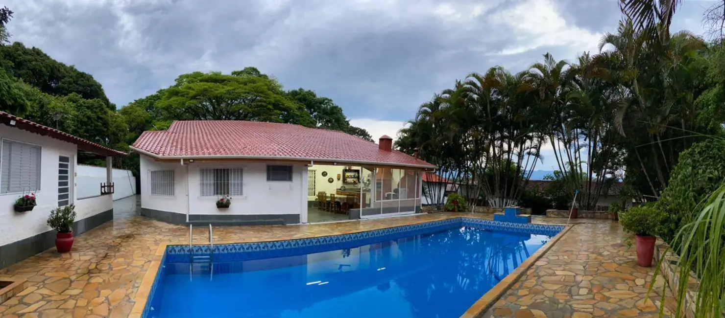 Foto 1 de Chácara com 10 quartos à venda, 4000m2 em Parque das Garças, Guaratingueta - SP