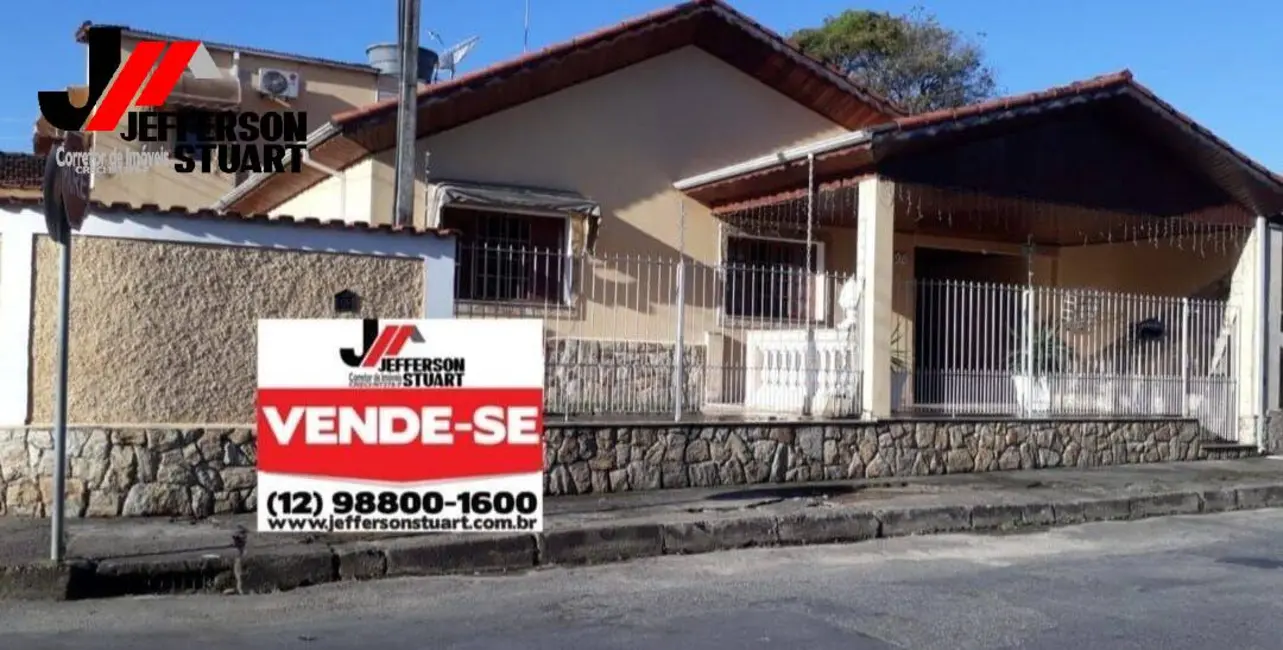 Foto 1 de Casa com 3 quartos à venda, 258m2 em Pedregulho, Guaratingueta - SP