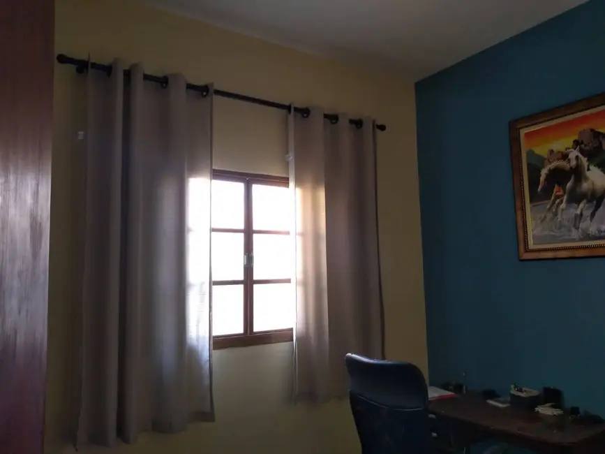 Foto 4 de Casa com 3 quartos à venda, 125m2 em Parque do Sol, Guaratingueta - SP