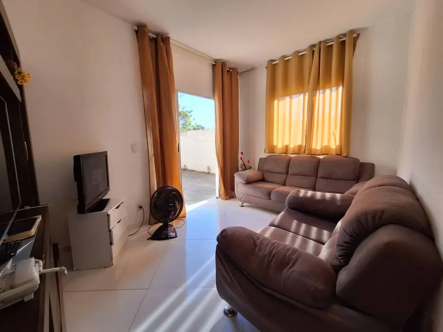 Casa com 3 quartos à venda, 130m2 em Aparecida - SP - imagem 1 Foto 1 de Casa com 3 quartos à venda, 130m2 em Aparecida - SP