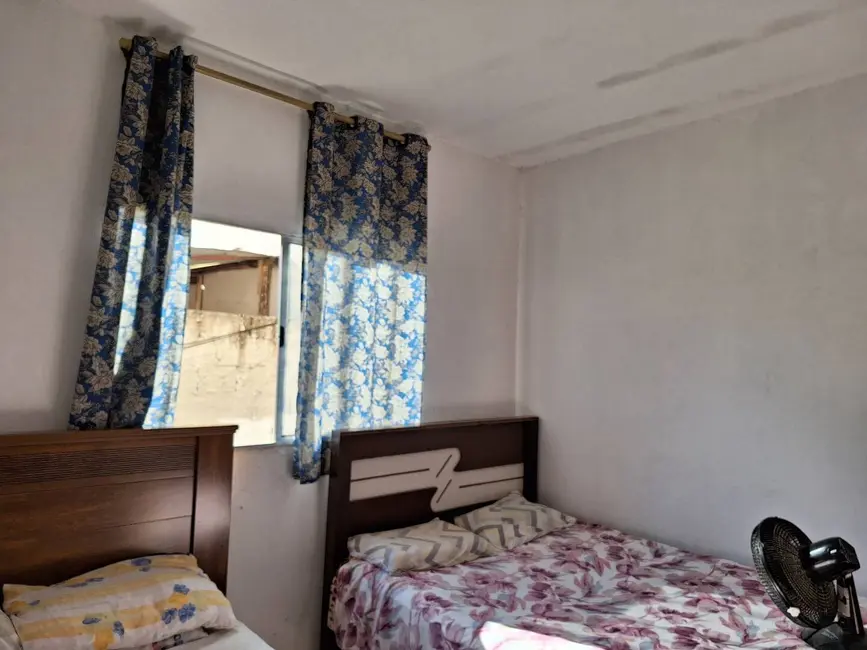 Casa com 3 quartos à venda, 130m2 em Aparecida - SP - imagem 6 Foto 6 de Casa com 3 quartos à venda, 130m2 em Aparecida - SP