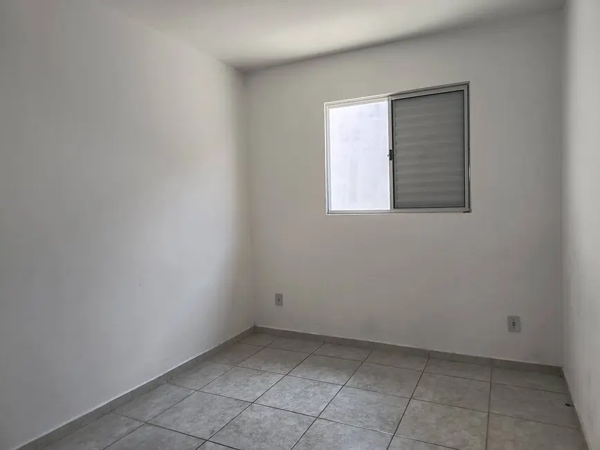 Foto 8 de Casa com 2 quartos à venda, 68m2 em Jardim Aeroporto, Guaratingueta - SP