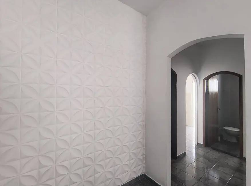 Casa com 2 quartos à venda, 250m2 em Aparecida - SP - imagem 4 Foto 4 de Casa com 2 quartos à venda, 250m2 em Aparecida - SP