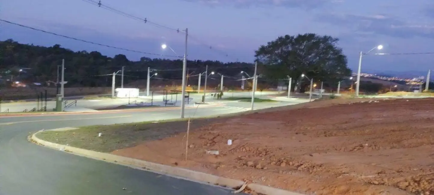 Foto 7 de Terreno / Lote à venda, 160m2 em Guaratingueta - SP