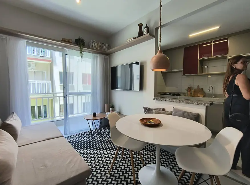 Foto 6 de Apartamento com 2 quartos à venda, 51m2 em Santo Antônio, Lorena - SP