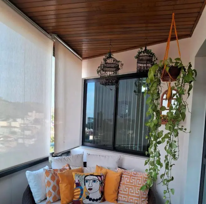 Foto 5 de Apartamento com 4 quartos à venda em Centro, Guaratingueta - SP