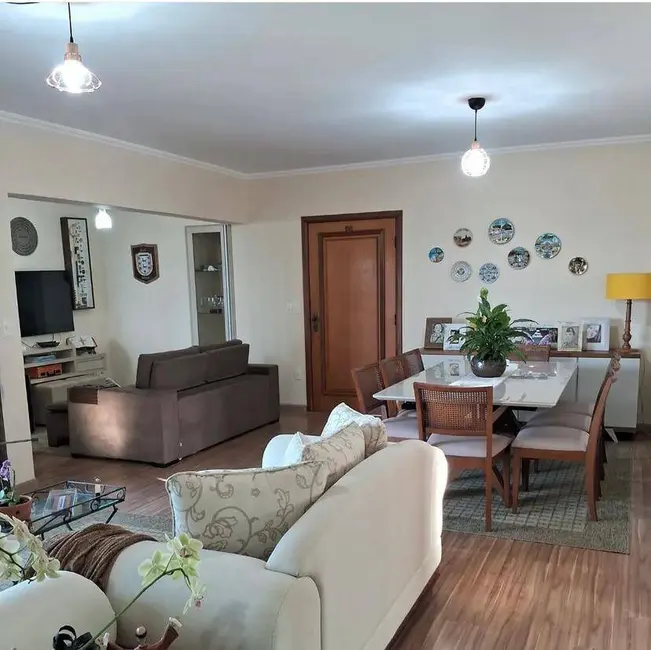 Foto 4 de Apartamento com 4 quartos à venda em Centro, Guaratingueta - SP