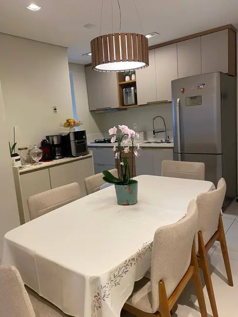 Foto 2 de Apartamento com 2 quartos à venda, 70m2 em Portal das Colinas, Guaratingueta - SP