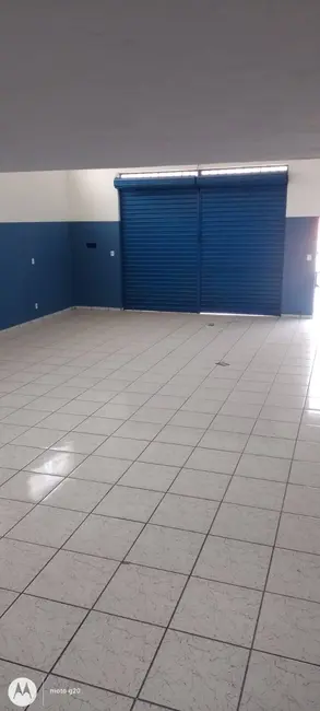 Foto 1 de Armazém / Galpão à venda, 250m2 em Guaratingueta - SP