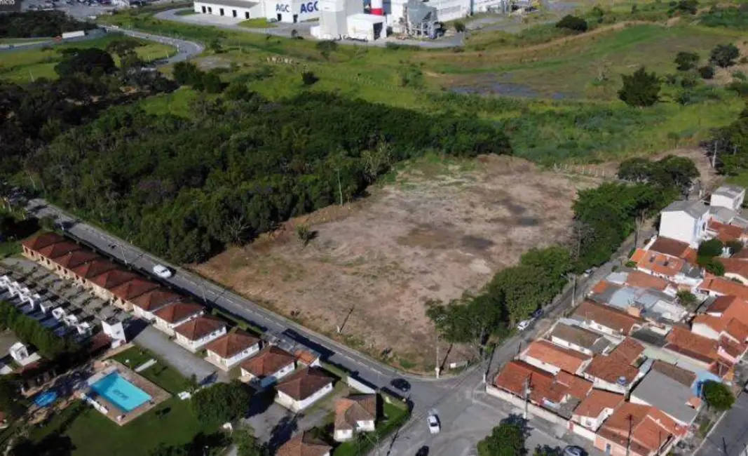 Foto 4 de Sala Comercial à venda, 12000m2 em Jardim Vista Alegre, Guaratingueta - SP