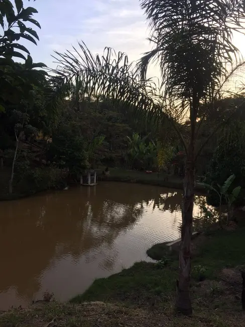 Foto 5 de Chácara com 3 quartos à venda em Guaratingueta - SP