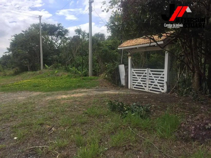 Chácara com 3 quartos à venda em Guaratingueta - SP - imagem 1 Foto 1 de Chácara com 3 quartos à venda em Guaratingueta - SP