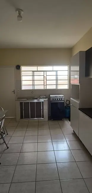 Apartamento com 2 quartos para alugar em Pedregulho, Guaratingueta - SP - imagem 5 Foto 5 de Apartamento com 2 quartos para alugar em Pedregulho, Guaratingueta - SP
