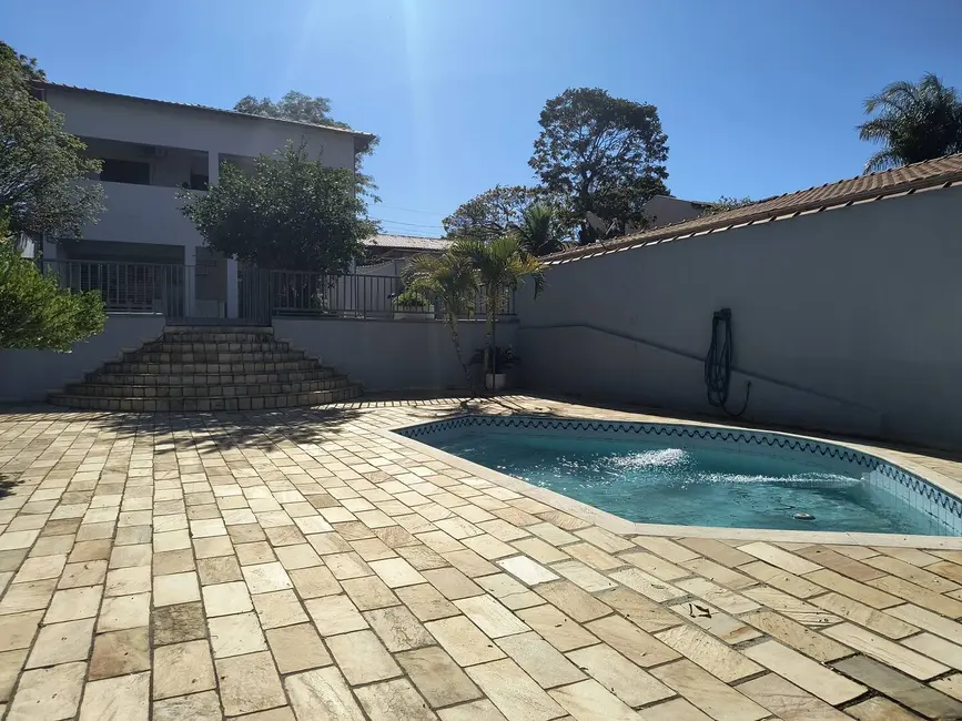 Foto 2 de Casa com 3 quartos à venda, 800m2 em Belveder Clube dos 500, Guaratingueta - SP