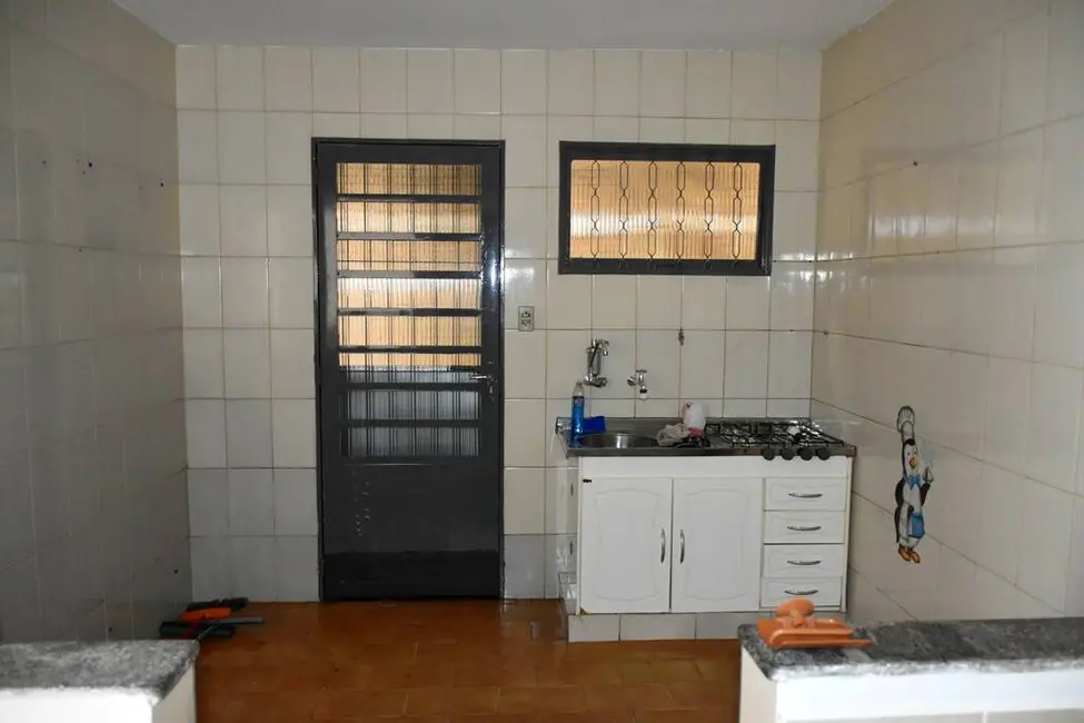 Foto 3 de Casa com 1 quarto à venda, 250m2 em Beira Rio II, Guaratingueta - SP