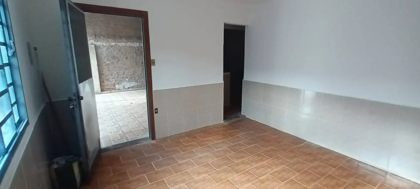 Foto 7 de Casa com 1 quarto à venda, 250m2 em Beira Rio II, Guaratingueta - SP