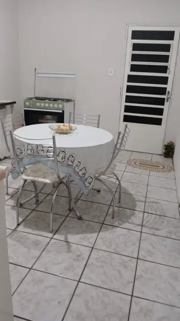 Foto 3 de Casa com 3 quartos à venda, 250m2 em Jardim do Vale, Guaratingueta - SP