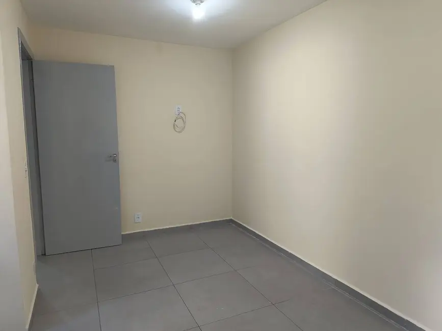 Foto 9 de Casa com 2 quartos à venda, 120m2 em Jardim Aeroporto, Guaratingueta - SP