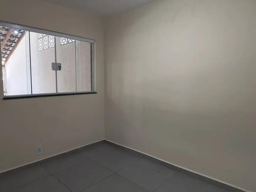 Foto 3 de Casa com 2 quartos à venda, 120m2 em Jardim Aeroporto, Guaratingueta - SP