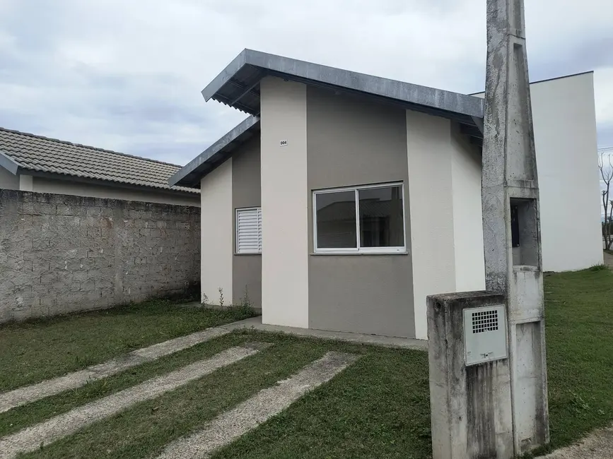 Foto 6 de Casa com 2 quartos à venda, 124m2 em Guaratingueta - SP