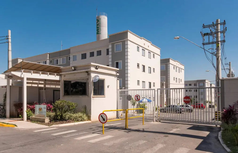 Foto 2 de Apartamento com 2 quartos à venda e para alugar, 46m2 em Ubatuba - SP