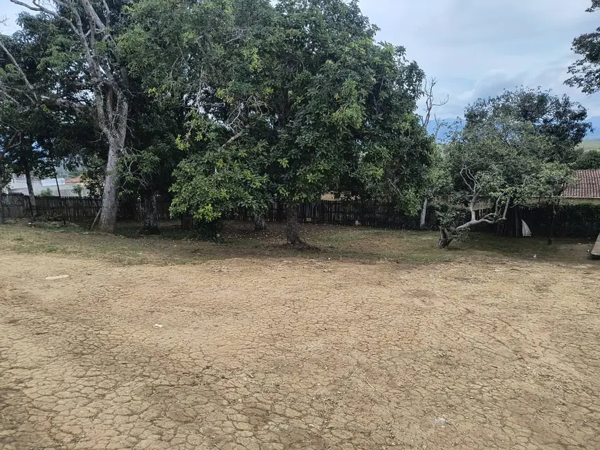 Foto 2 de Terreno / Lote à venda, 900m2 em Pingo de Ouro, Guaratingueta - SP