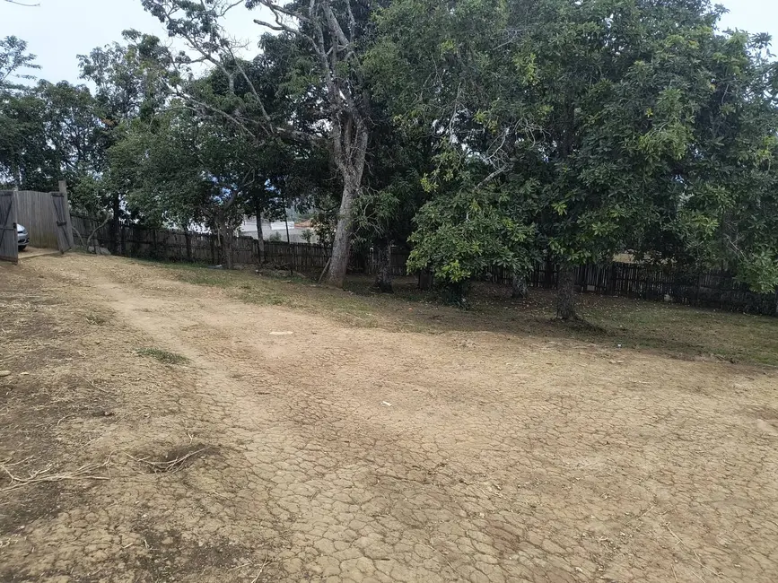 Foto 3 de Terreno / Lote à venda, 900m2 em Pingo de Ouro, Guaratingueta - SP