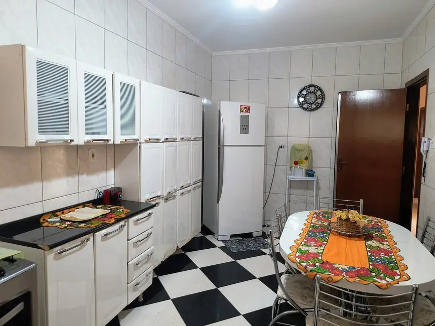 Foto 5 de Casa com 3 quartos à venda, 187m2 em Aparecida - SP
