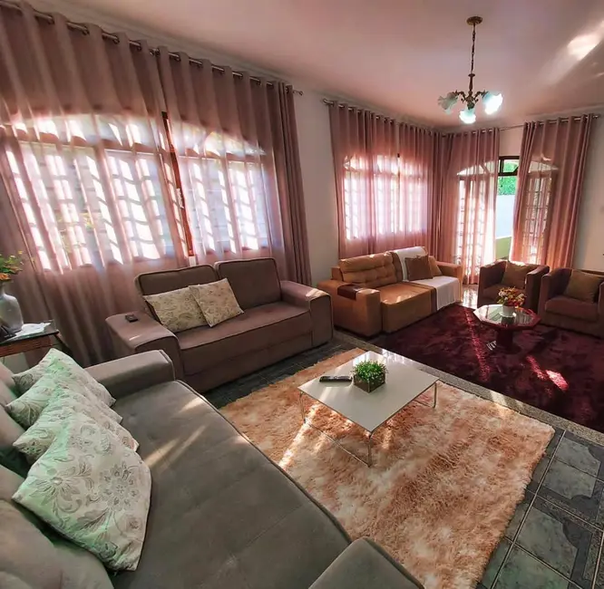 Foto 6 de Casa com 3 quartos à venda, 600m2 em Belveder Clube dos 500, Guaratingueta - SP