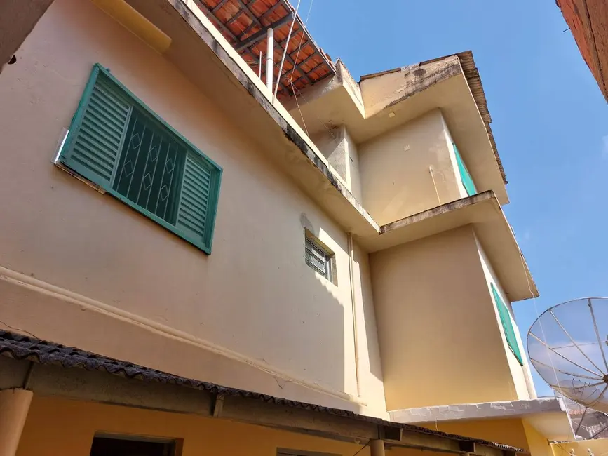 Foto 5 de Casa com 4 quartos à venda, 134m2 em Aparecida - SP