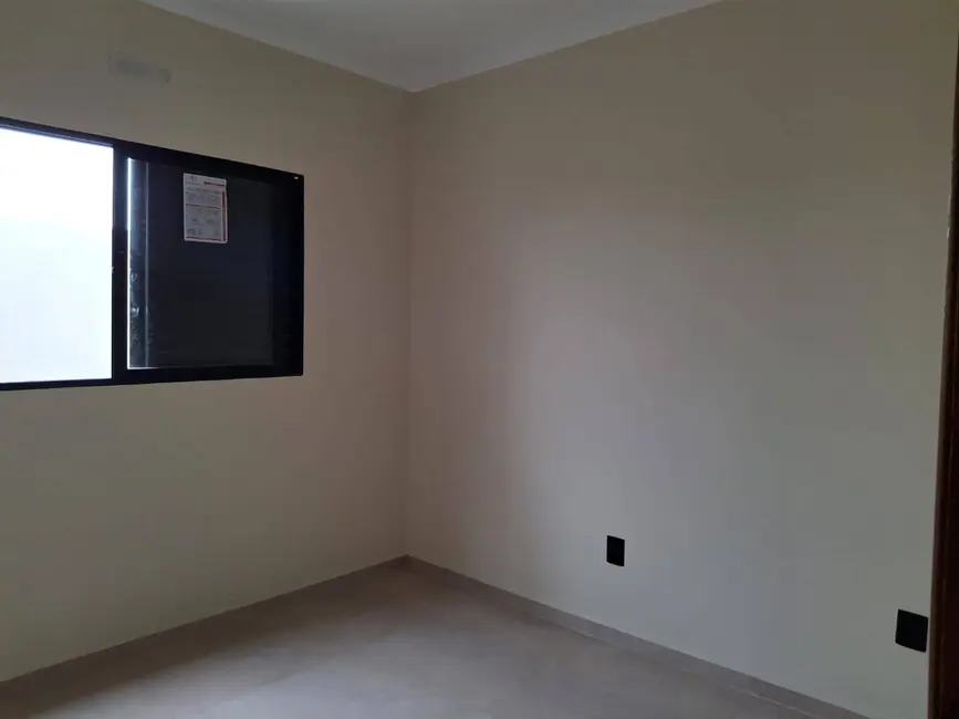 Casa com 2 quartos à venda, 150m2 em São Dimas, Guaratingueta - SP - imagem 8 Foto 8 de Casa com 2 quartos à venda, 150m2 em São Dimas, Guaratingueta - SP