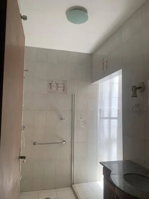 Foto 9 de Casa com 3 quartos à venda, 185m2 em Vila Paraíba, Guaratingueta - SP